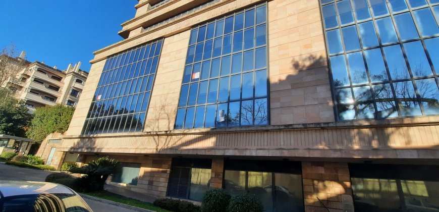 Escritório - (c/306,50m²) - Alverca do Ribatejo / Vila Franca de Xira
